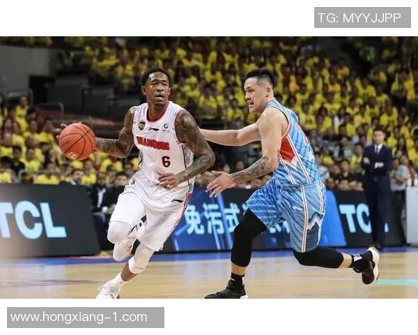 马尚布鲁克斯：从NBA到中国篮球的传奇旅程与精彩表现