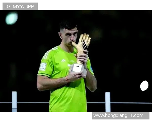 马丁内斯的传奇旅程与足球生涯的辉煌成就探秘 马丁内斯的传奇旅程与足球生涯的辉煌成就探秘